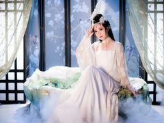 -九月鹰飞汉服摄影工作室