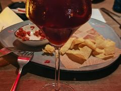 -FOUR PLAY BAR