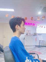-米娜护肤造型