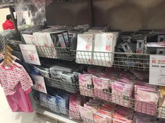 -优衣库(上海金桥国际商业广场店)