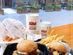 -The Habit Burger Grill 哈比特汉堡(复兴soho店)