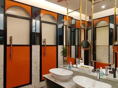 -泽西岛·影院沐足SPA(西大街店)