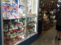 -LOG-ON(海港城店)