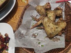 -黄泥岗·地道湖北菜(奥特莱斯店)