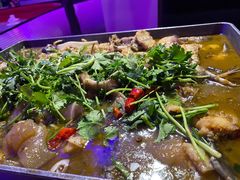-巴特餐饮6加1音乐餐吧·新疆菜