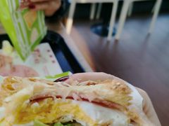 培根蛋法风烧饼-肯德基(黄渡DT店)