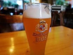 -皇冠自酿啤酒坊(中国红街5号楼店)