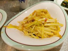-松沪名灶·豆浆鱼头·新上海菜(飞航吾悦广场店)