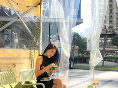 -Line 咖啡(石厦花园店)