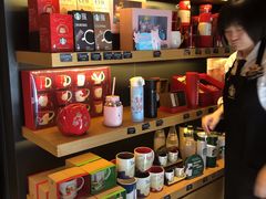 零售区-星巴克(天津鲁能中心第三店)