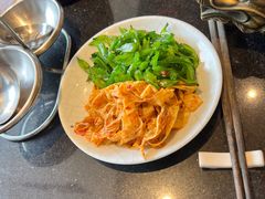 -重庆德庄火锅(体育中心店)