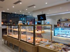 面包甜点陈列柜-石头先生的烤炉(济南领秀城贵和店)