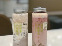 浓浓白巧水晶莓-奈雪的茶(华侨城创意园店)