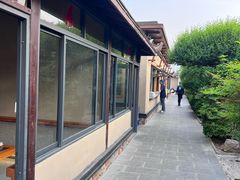 -小山羊功夫串·泰安烧烤·海鲜小炒老地摊店
