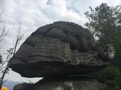 -梭布垭石林景区