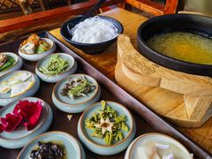 -桥香园过桥米线(国贸店)