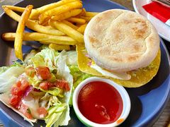 墨西哥香辣汉堡-Famous肥猫墨西哥音乐餐吧(五棵松华熙LIVE店)