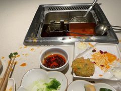 -海底捞火锅鲜切牛肉主题店(长寿路店)