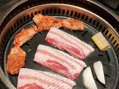 -嘿嘟嘟·肋条烧肉放题(爱融荟城店)