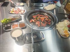 -马路牙子烧烤音乐酒馆(望京店)
