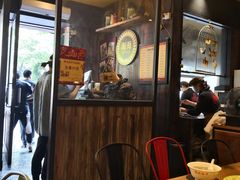 大堂-锅贴王小吃(南大街店)