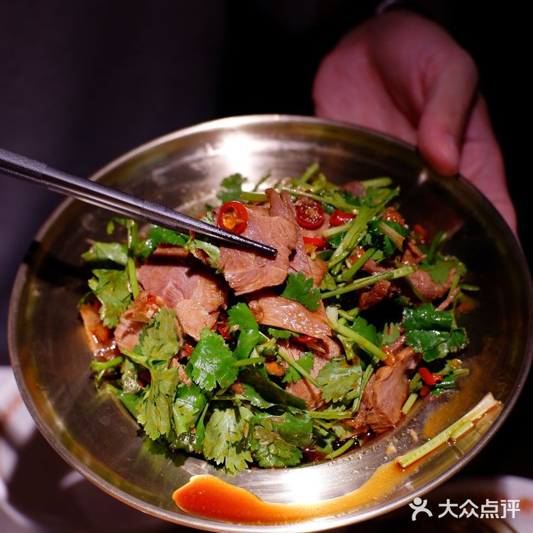 愿每个在深圳的姐妹都能刷到这家肉蟹煲🦀，真的好香！