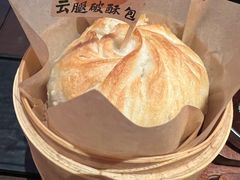 -银米·云南传统过桥米线(双廊黑金冠店)