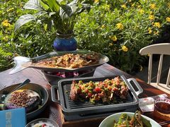 -春天里餐厅·云南创意菜特色美食(束河店)