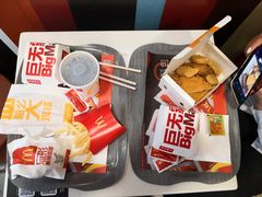 -麦当劳(乳山路店)