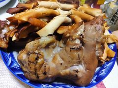 酱猪蹄-常香小吃