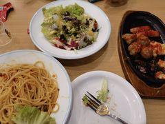 -萨莉亚意式餐厅(东川路店)