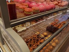 -好利来(高新枫叶广场店)