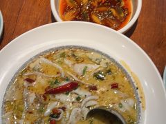 黃金酸菜魚-鱼亨小鲜酸菜鱼(大信店)