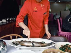 -九头鸟酒家(东高地店)