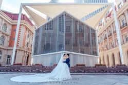 点击看大图 -伯瓷皇后婚纱艺术空间