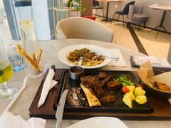 -必胜客餐厅(昆百大泰业城店)