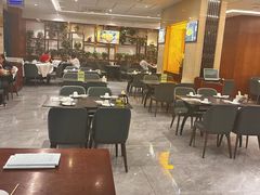 大堂-国人川菜(李家村建东街店)