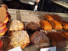 -VERIE BAKEHOUSE