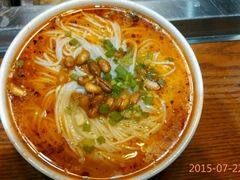 -洪焱重庆老火锅(万福花园店)