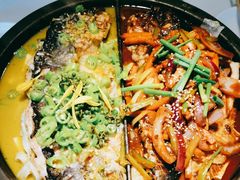 -鸣记脆皮烤鱼·海鲜烤鱼(三八广场店)