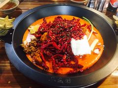 -黄潇洒老火锅(九眼桥宏济巷店)