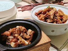 -荷花亭·湖北融合菜(中商广场店)