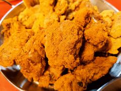 芝士粉炸鸡-BHC炸鸡(明洞总店)