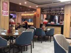 大堂-有红鸡毛店·川菜(建设路店)