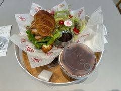 低温慢煮鸡胸肉三明治-CHEMBOX·COFFEE·BRUNCH(天津K11店)