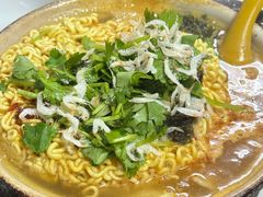 -小许三鲜砂锅馄饨店(家多乐烟酒店)