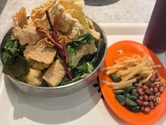-红鼻子桂林米粉(金唐新光界店)