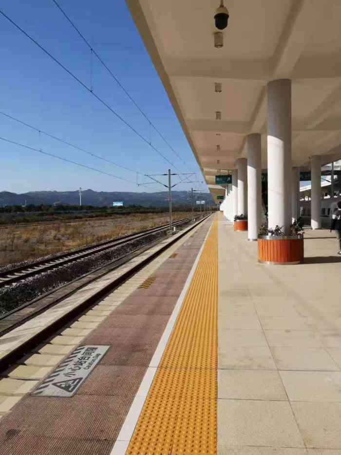 弥勒火车站图片
