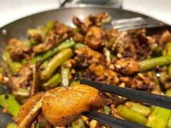 招牌干锅牛蛙-蛙蛙叫·干锅年代(钻石广场店)