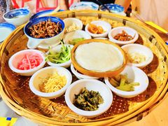 -包整·丝娃娃(一览甲秀楼风景店)